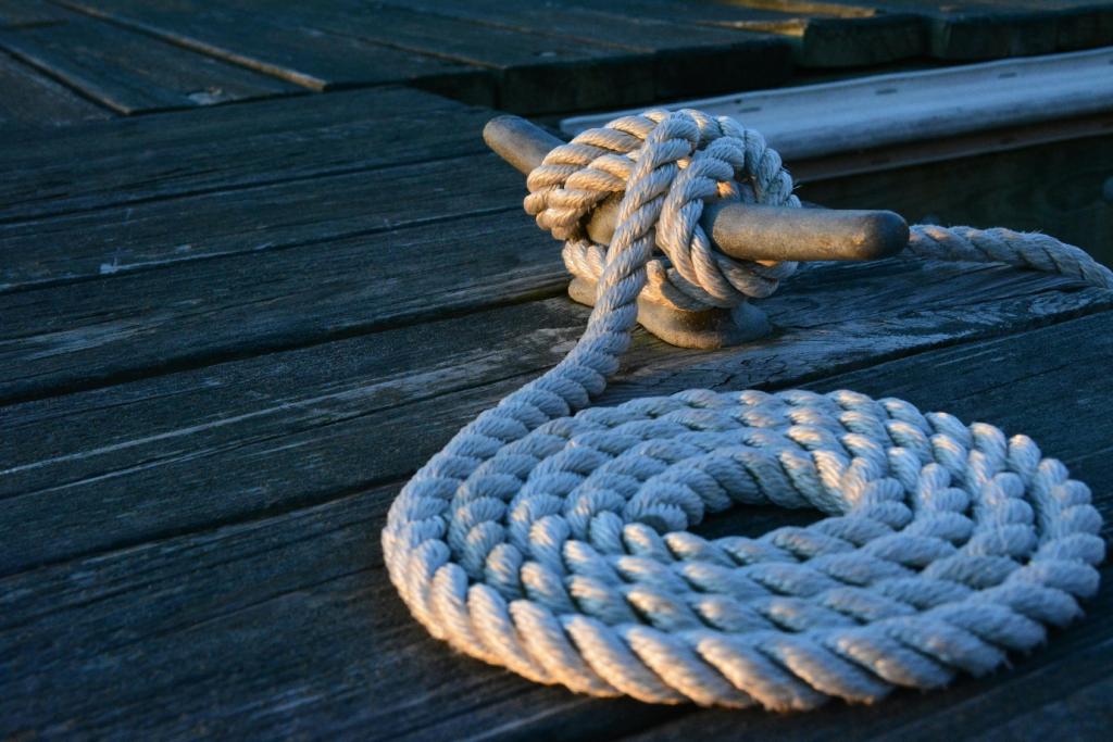 a brown rope